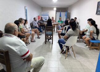 En Casa Patria se reúnen con egresados por el “Viaje de fin de curso”