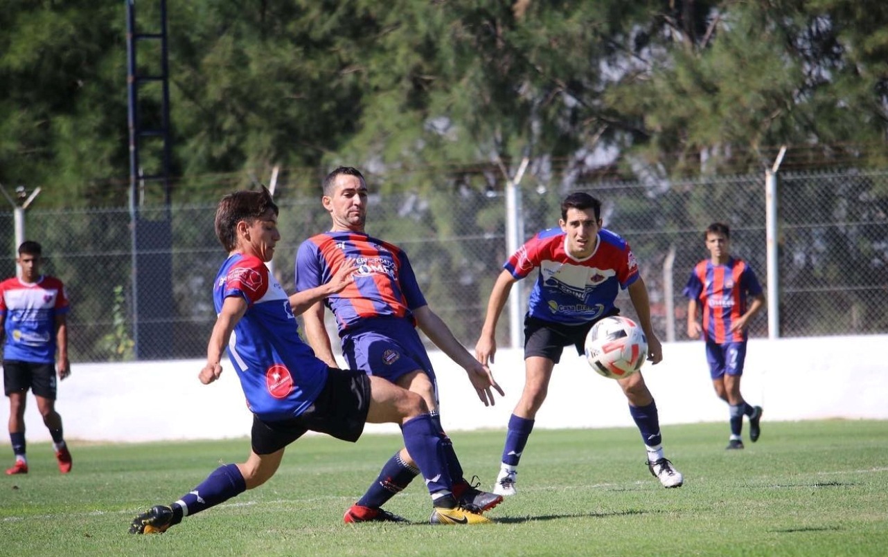 Juventud Unida y El Fronton - Reserva y Primera 09