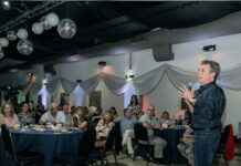 Mosso concreta nuevo encuentro con vecinos e instituciones