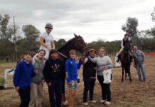 Concurso hípico en la Rural en la fiesta de los Bomberos