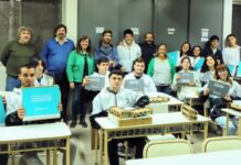 Estudiantes de la Técnica de Gowland recibieron sus netbooks