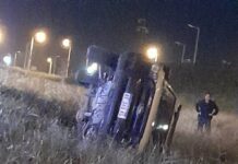 Volcó móvil policial