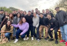 Ruiz mantuvo encuentro con jóvenes de Evolución Radical