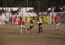 Vélez y El Frontón a semifinales