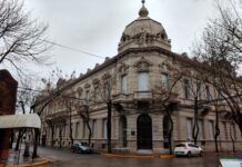 Un tribunal de Mercedes se pronunció sobre el reclamo de la cuota alimentaria de una joven de 21 años hacia su abuela