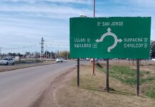 Vecinos del barrio San Jorge se quejan por falta de iluminación en el acceso a la ciudad