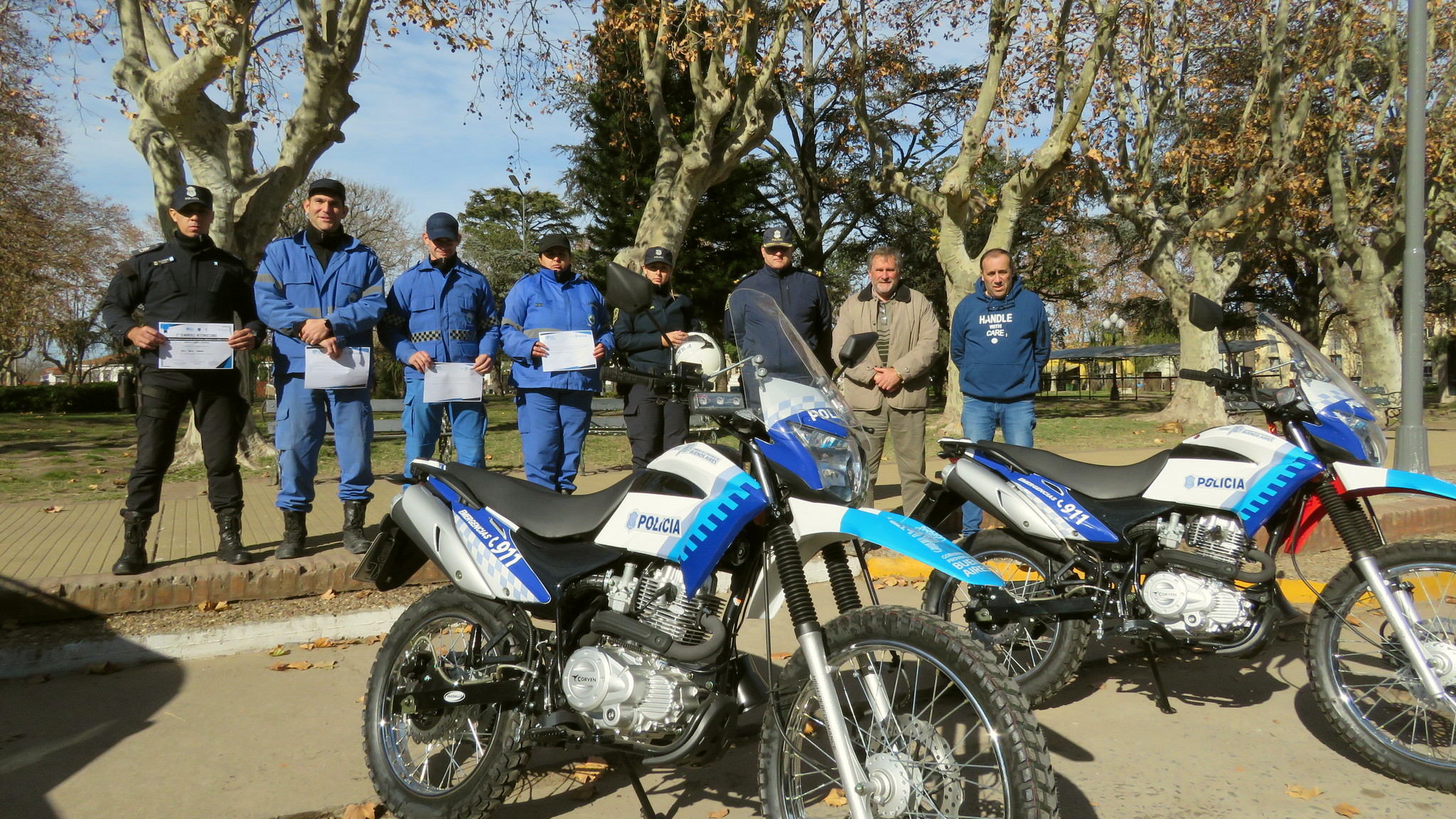 Policiales - Dos nuevas motos para la Policia Comunal 07