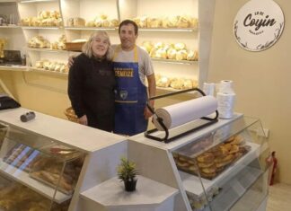 Panadería «LO DE COYIN» inauguró su nuevo local