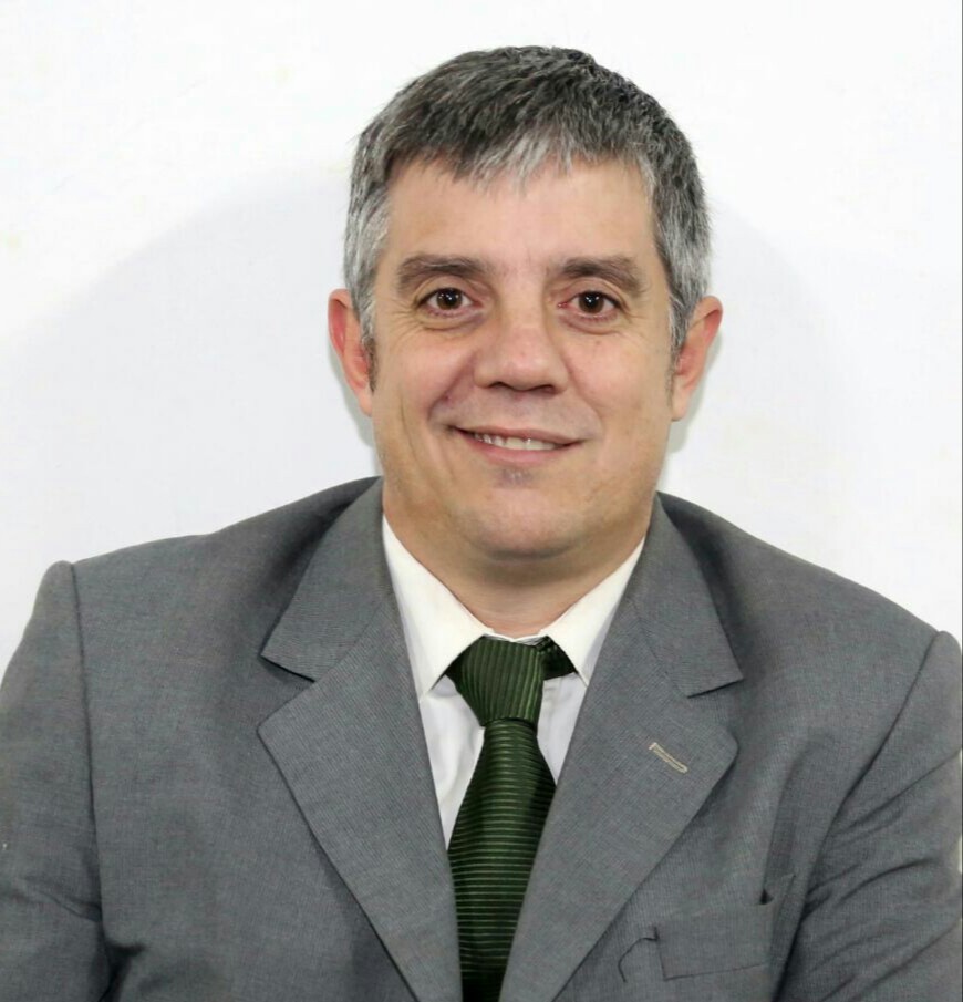 14-08-23-ABOGADOS-MEDALLAS