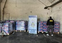 Dos aprehendidos por asalto a camión con alimento para animales y recupero de mercadería tras allanamiento
