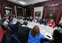 Provincia: Kicillof confirma aumento, suma fija y fondo para Municipios