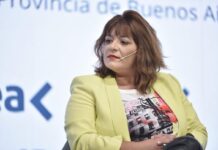 Sabrina Selva disertó en el Coloquio de Idea