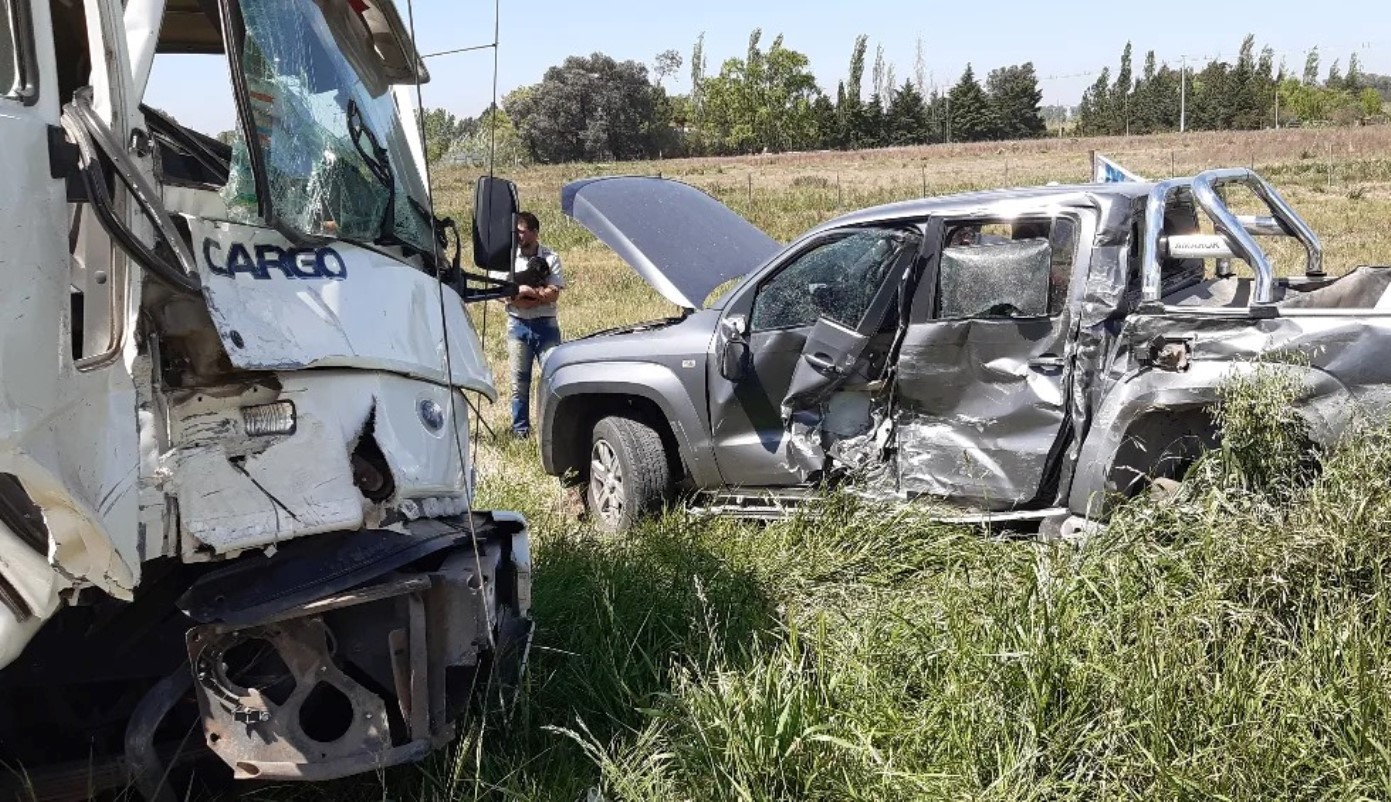 Jorge Lasala - Violenta colision sobre Ruta 5 6
