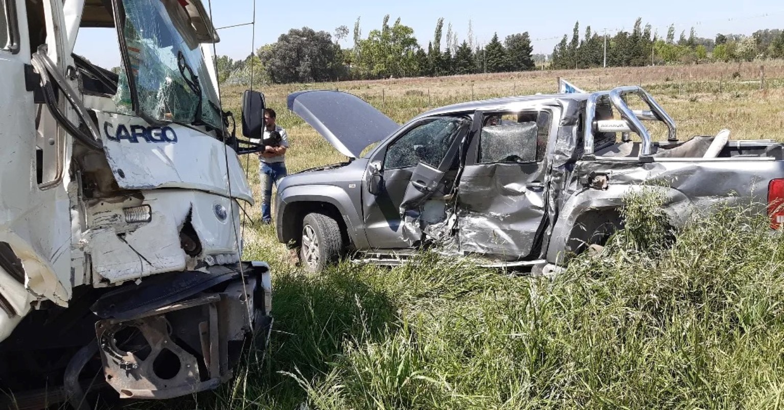 Jorge Lasala - Violenta colision sobre Ruta 5 6