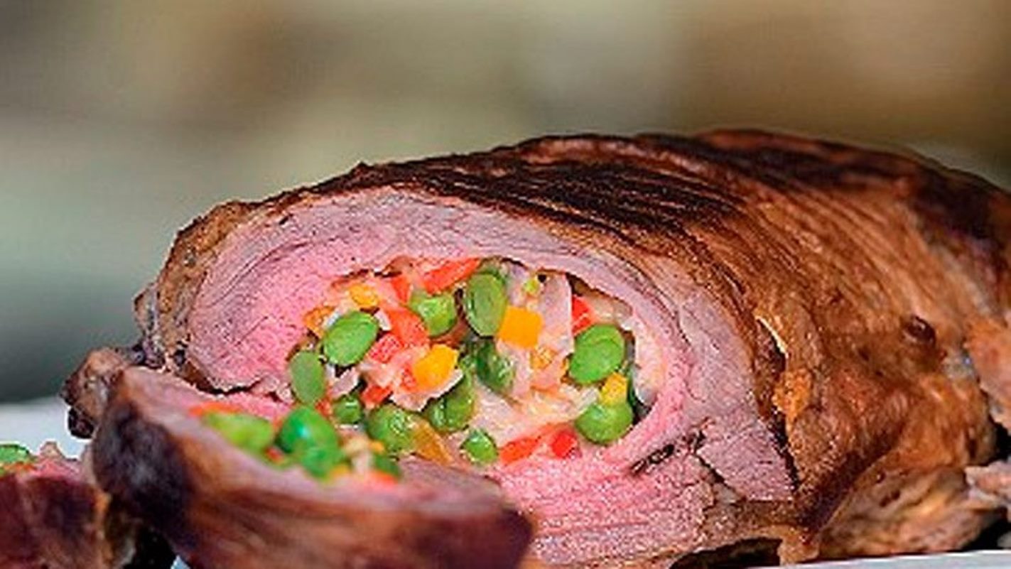Receta 09 de octubre de 2023 - Carne rellena con guarnicion