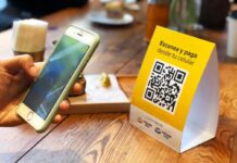 Aprueban un proyecto para que los grandes comercios garanticen Internet en la línea de cajas