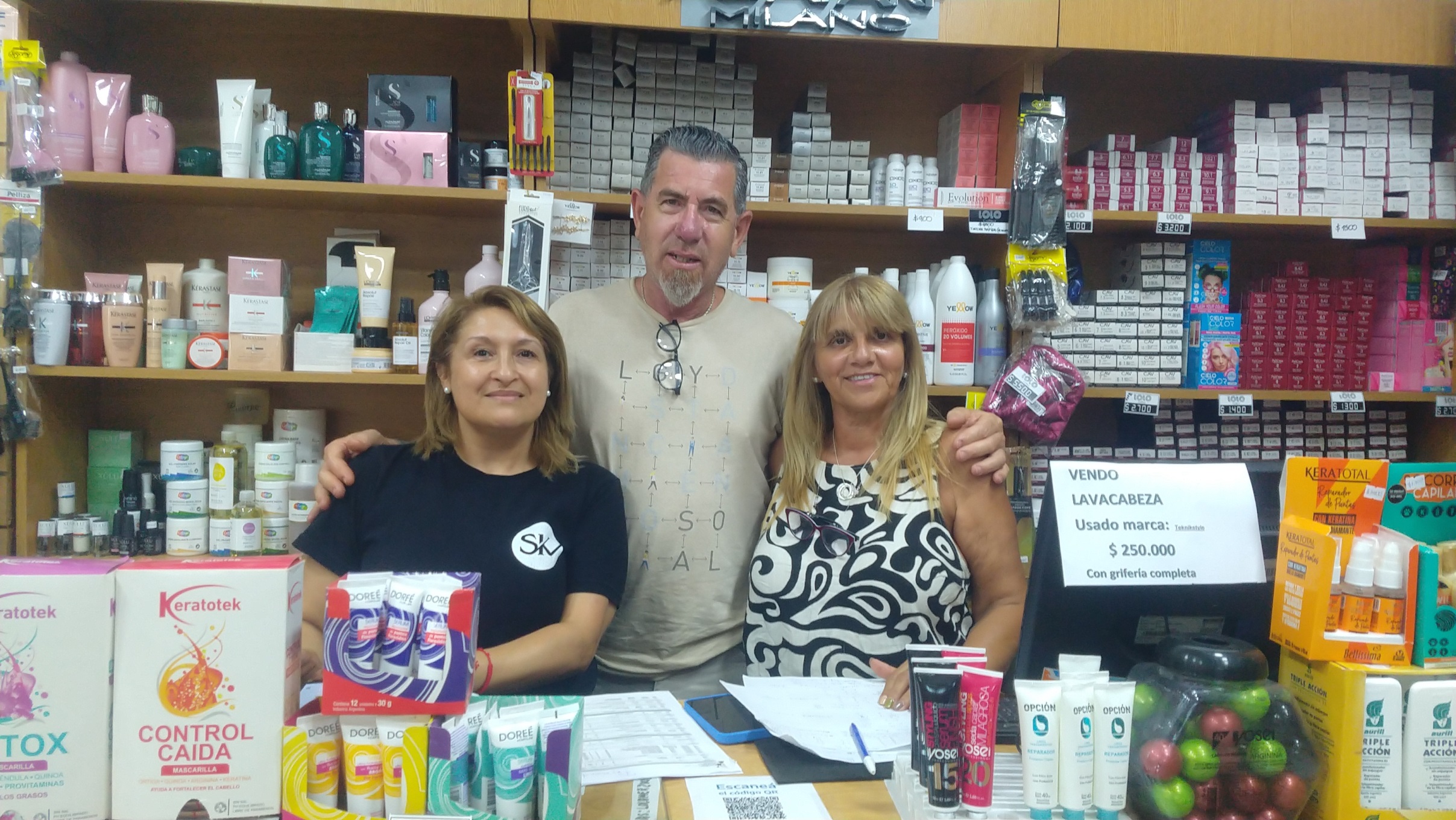 27-11-23 PELUQUERIA 1