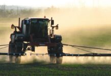 Organizaciones ambientales denuncian pulverizaciones con agrotóxicos cerca de establecimientos educativos