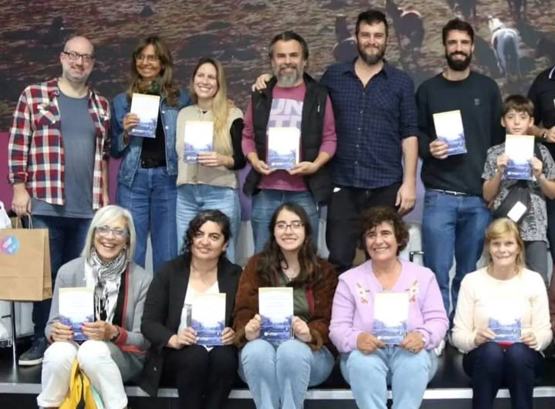 La Feria del Libro con sello suipachense 1_33_11zon