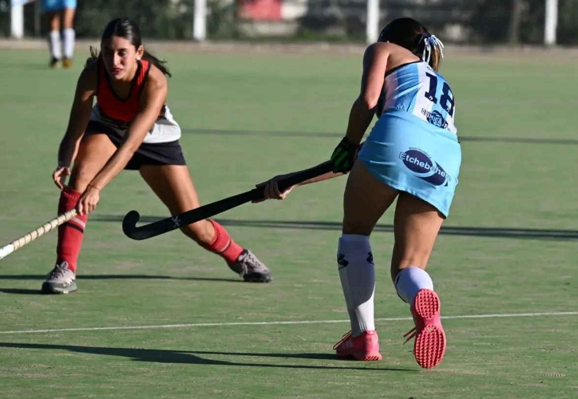 10-08-26 deportes ATENEO HOCKEY_1_11zon