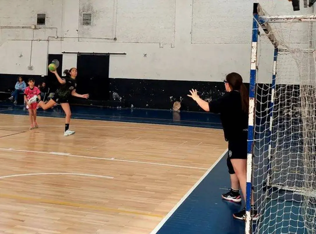 01-09-25 deportes HANDBALL_21_11zon