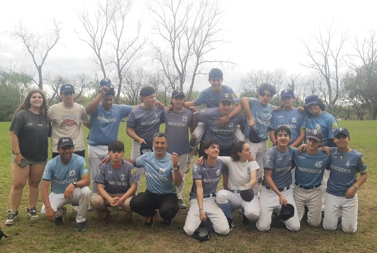 22-09-25 deportes JUEGOS-softbol1_18_11zon