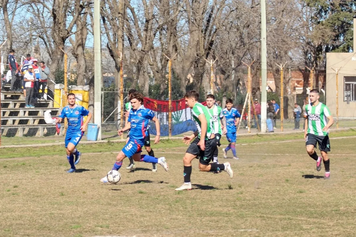 futbol Primera-Reserva - Juventud-Villa Manchi 12_10_11zon
