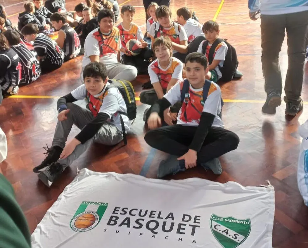 sarmiento basquet_16_11zon