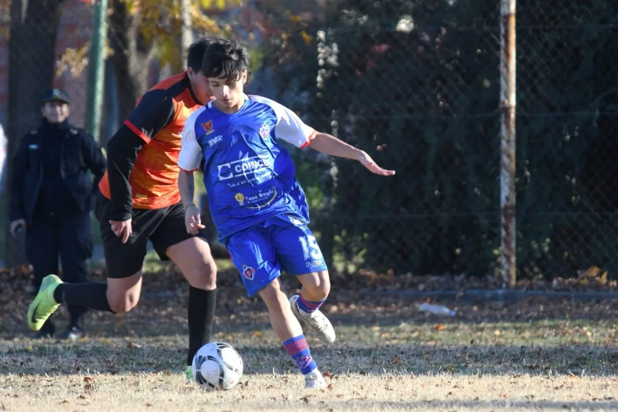Club Juventud - Primera-Reserva 1_2_11zon