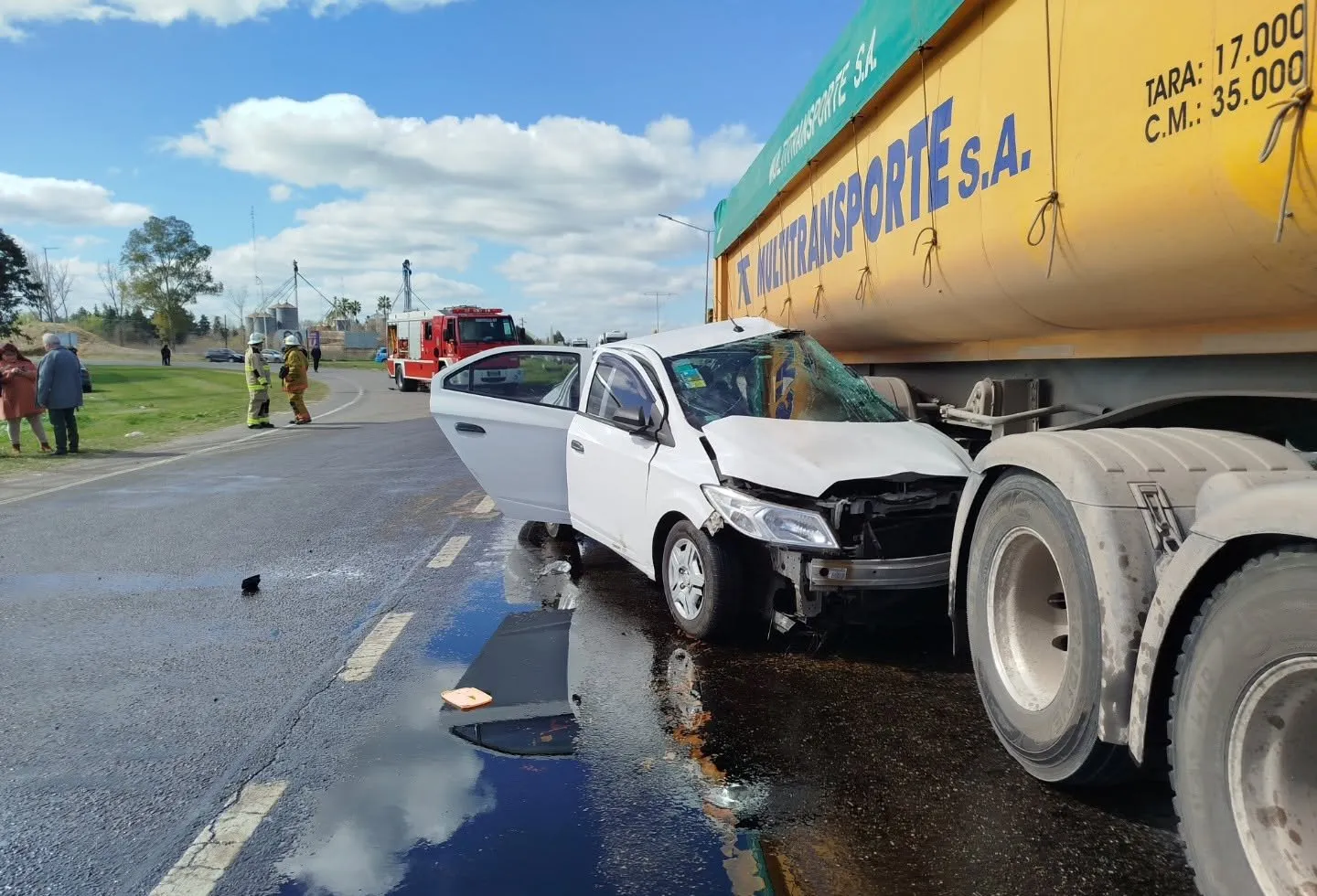 24-08-26 ACCIDENTE ACCESO 2_11zon