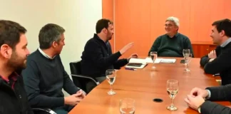 Avanzan importantes gestiones para Suipacha: caminos rurales, embellecimiento urbano y plan alimentario